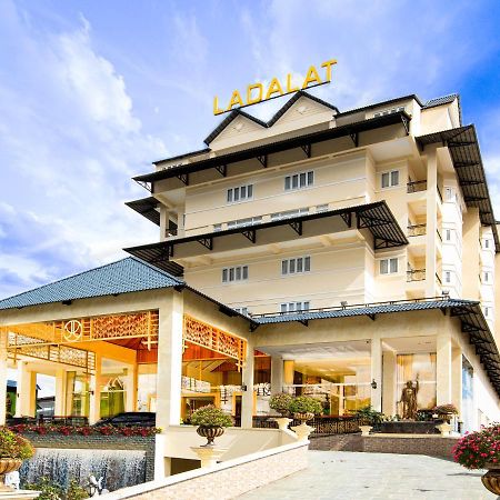 Ladalat Hotel Экстерьер фото